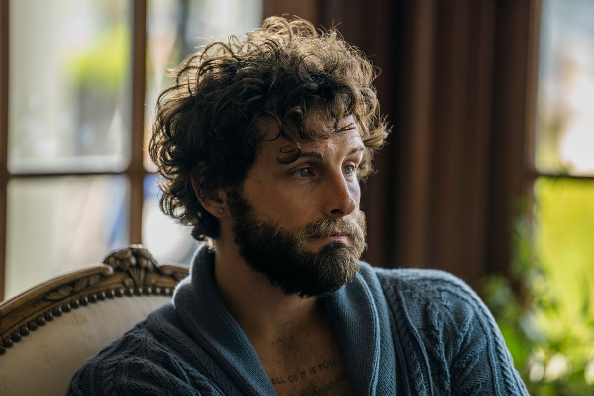 ntortorellacom's tweet photo. 📸 City on Fire: 1.06 "Annus Horribilis" Stills &amp; Screencaptures https://t.co/3HE9bXMSch #NicoTortorella #CityOnFire https://t.co/LCfDasWW1A