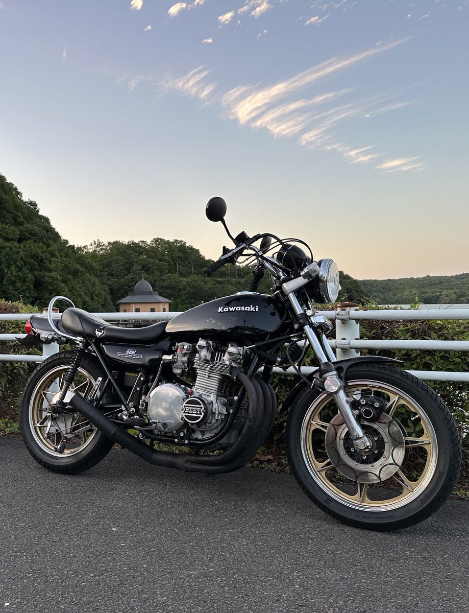 マフラーソリ勃ち具合いい感じ