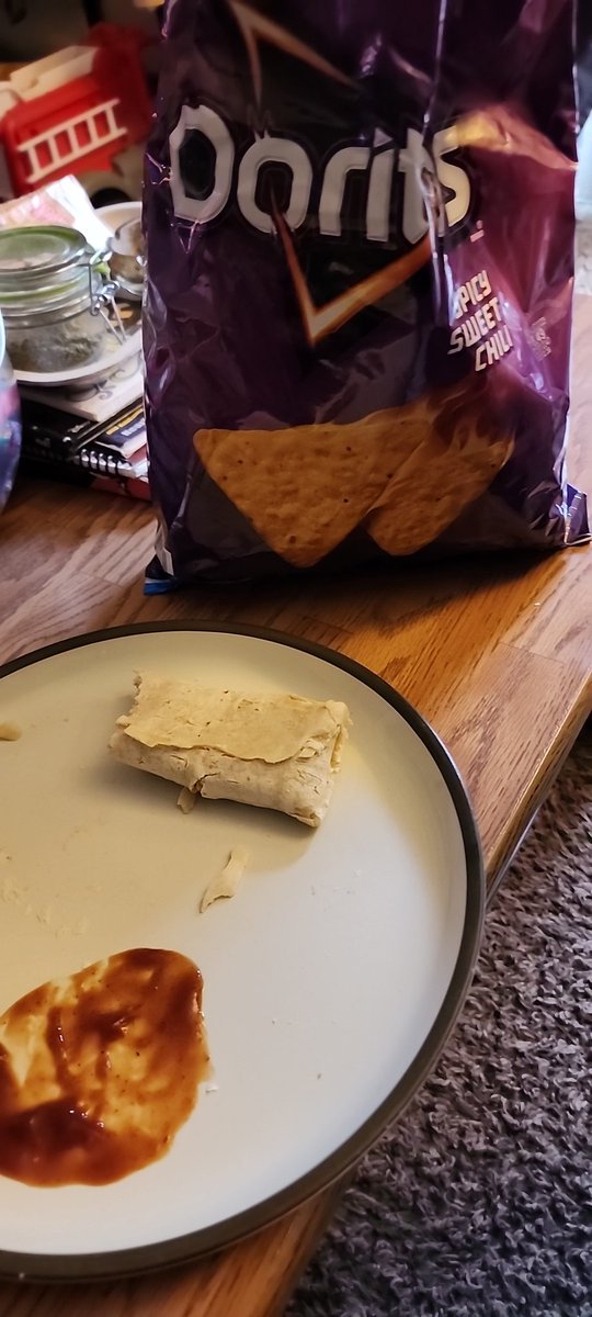 NappdogMrFuccIt's tweet photo. It's a microwave burrito and chips type of night dinner for me... #FuccIt๐คท๐พโโ๏ธ https://t.co/1isfgw3MYr