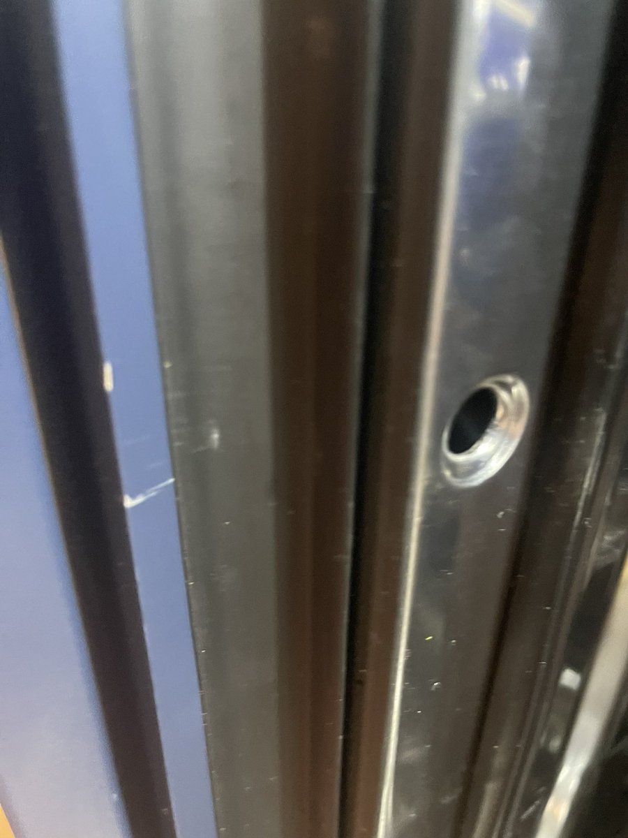 Germanzanelli's tweet photo. @SKSappliances  my appliances have not been working for the past 6 months they are under warranty but they don’t want to help me https://t.co/ZFkP51FElZ