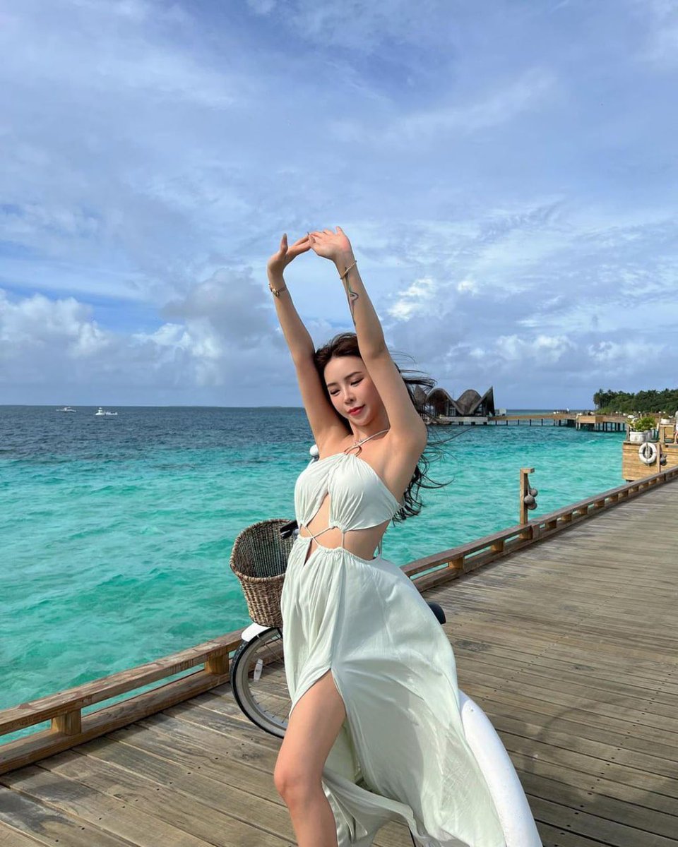 PangBelleTH's tweet photo. Joali Maldives 🐋🕶
Second time I’m here. I really love this place and don’t want to back home 🥰😊

#JoaliMaldives  #Maldives 
#Joali   #feellove  #VitaminSea https://t.co/1jZVxSR4Tj