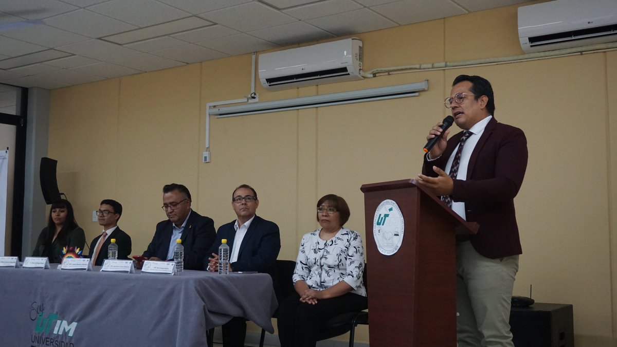 SoyUTIM's tweet photo. Con el objetivo de contar con más espacios para realizar estadías técnicas, servicio social, acceder a la bolsa de trabajo y capacitación académica, #UTIM firmó un convenio de colaboración con el
Colegio de Contadores del Estado de Puebla.  
#LaUniversidadQueQueremos
#UTIMde💚 https://t.co/oXSIcS8MHX