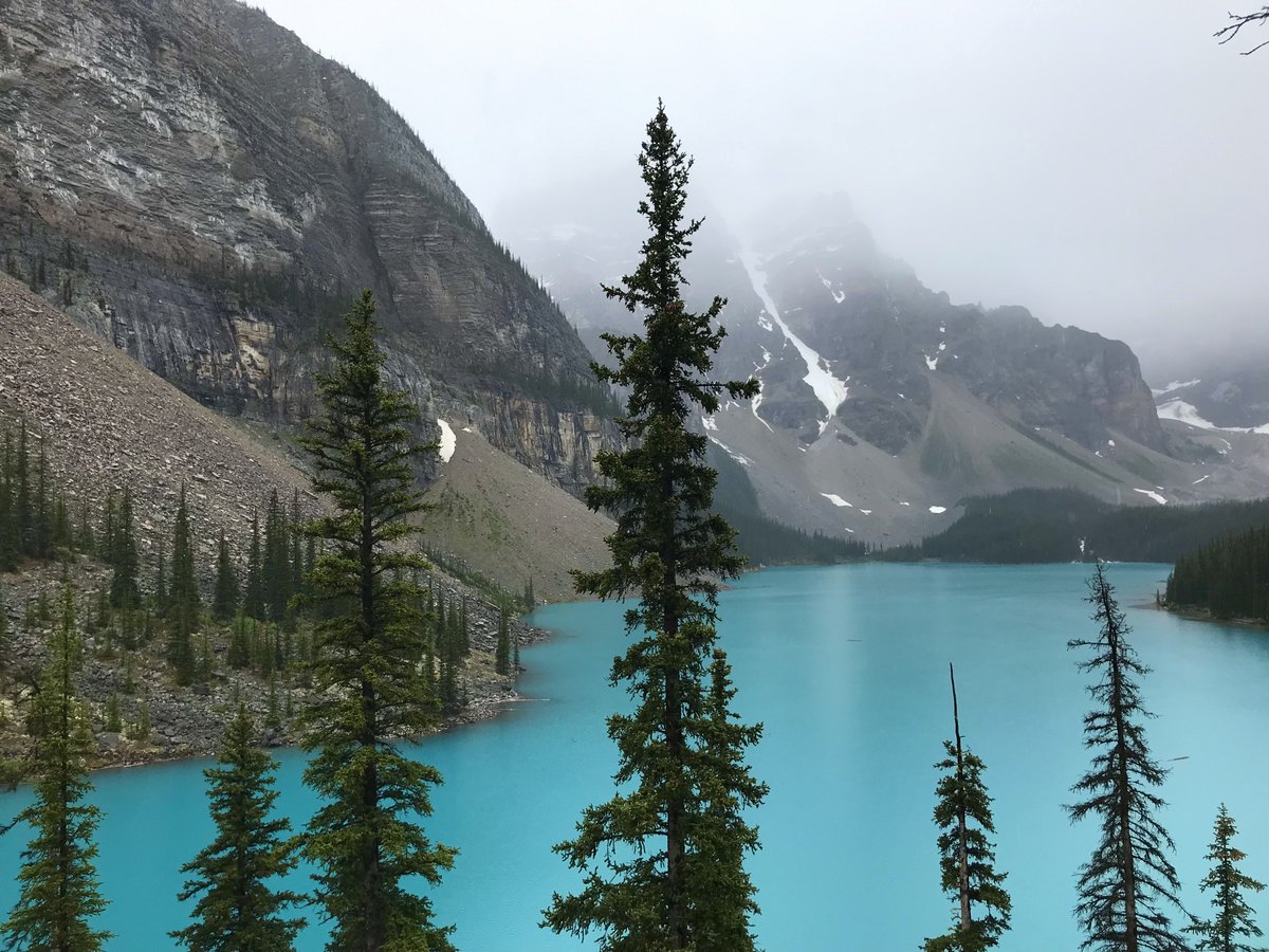 See #LakeLouise and #MorainLake ’s beauty with daily tours from Canmore-Travel.com Rain or Shine. Rainy day today.