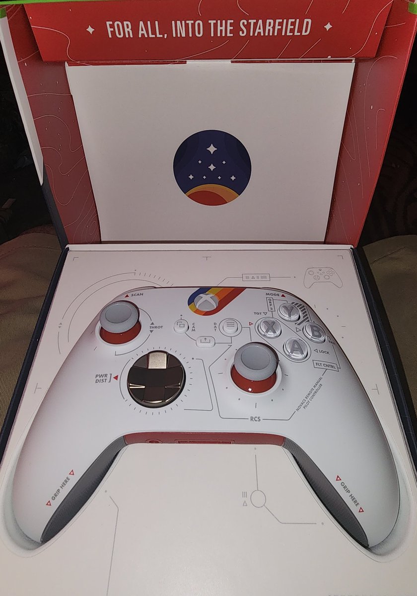 Protoficial's tweet photo. Just got my limited edition Starfield controller today. It is so beautiful. I can't wait to play #Starfield @bethesda @Xbox @StarfieldGame https://t.co/SLXYrJfAf4