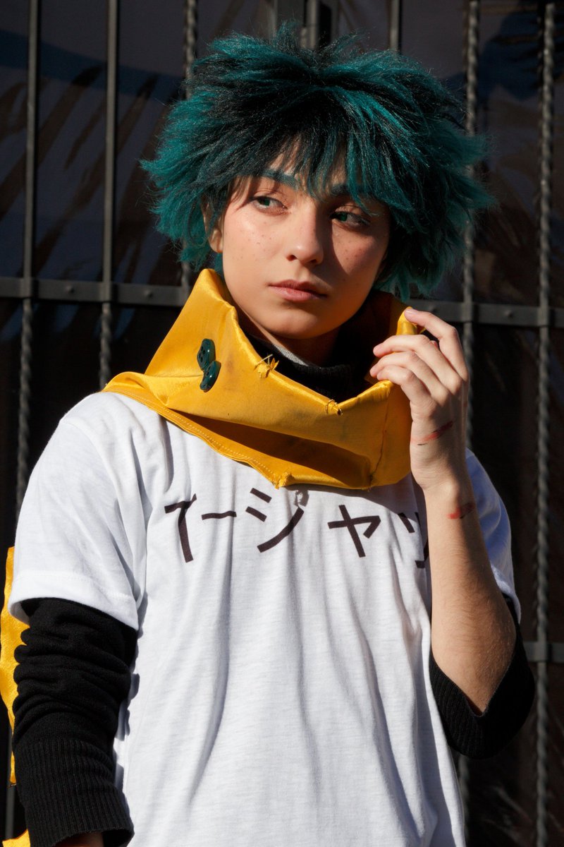 CospJolie's tweet photo. 🧡💚 https://t.co/bRv8PKKU78