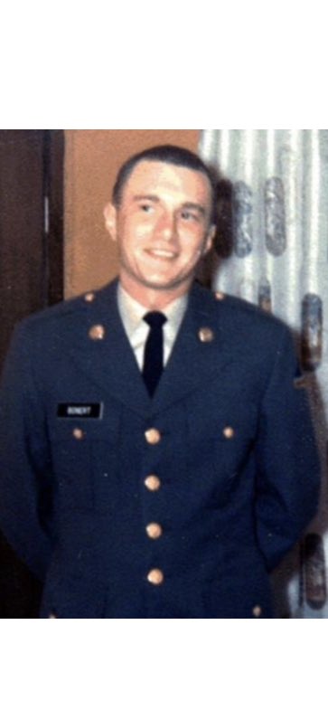 44MagnumBlue1's tweet photo. U.S. Army Sergeant Ronald Joseph Bonert passed away on June 14, 1967 from wounds sustained 12 days before in Pleiku Province, South Vietnam. Ronald was 21 years old and from Chicago, Illinois. LRRP Team, HHC, 2nd BDE, 4th Infantry Division. Remember Ronald today. American Hero.🇺🇸 https://t.co/BUXx51aUaD