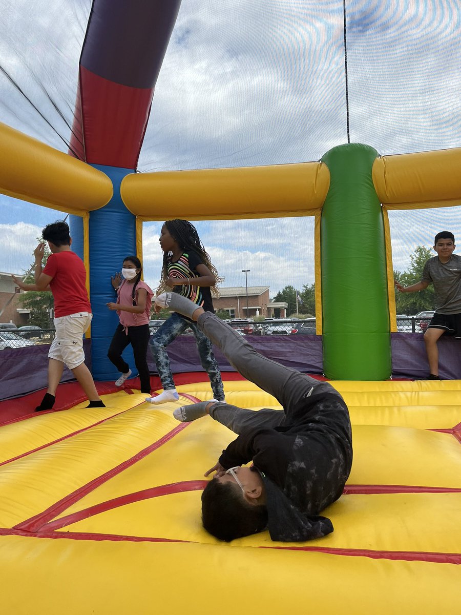 Mr. Wright tweet media