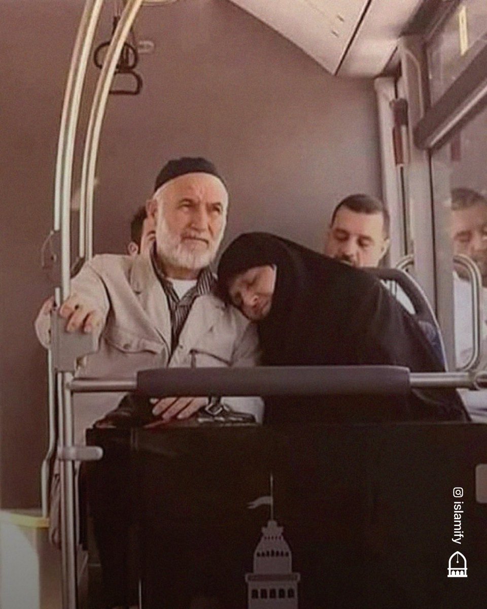 Alhamdhulillaah's tweet photo. رب إني لما أنزلت إلي من خير فقير

[Rabbi innī limā anzalta ilayya min khayrin faqīr]

My Lord! I am indeed needy of whatever good You may send to me https://t.co/Zo3GGVleq0