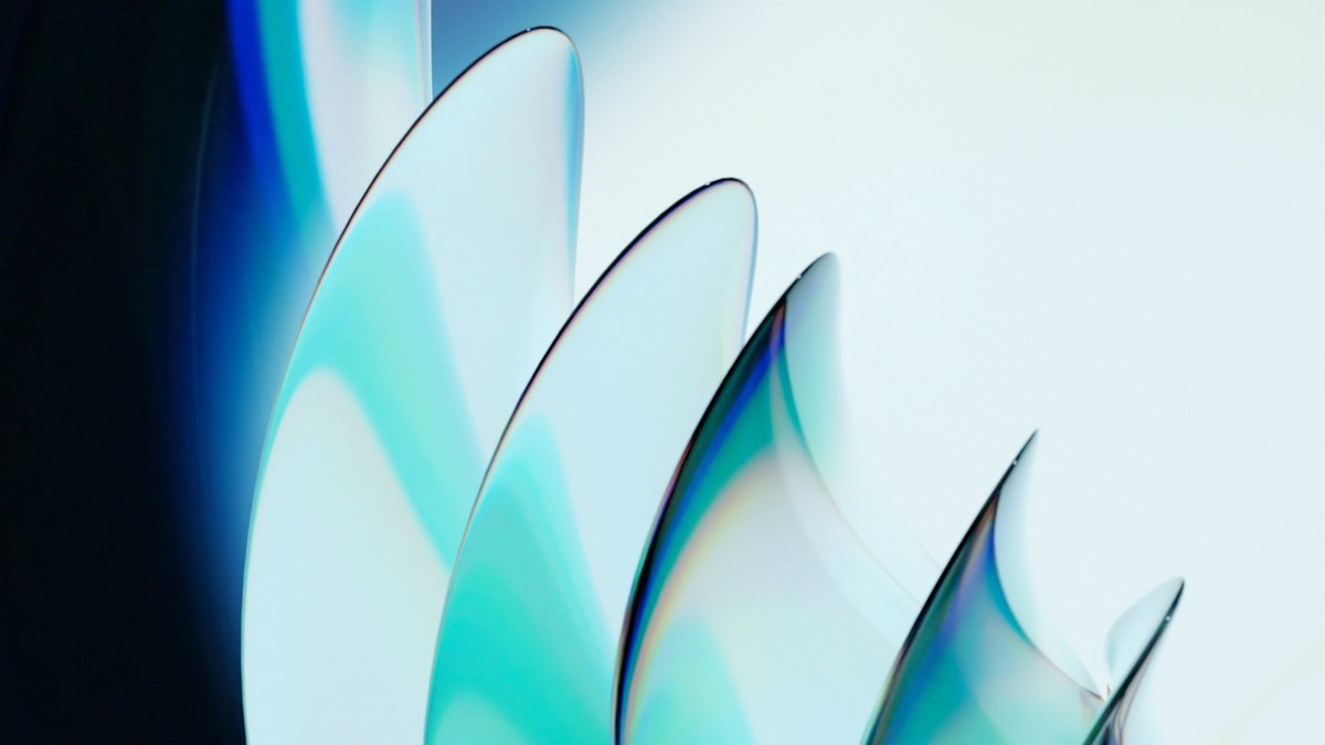 oh_valentino's tweet photo. Just created this amazing glass material and rendered it using Blender! 🎨✨ The transparency, reflections, and refractions look so realistiiiic 💎 I love flowing with caustics and textures! 💡🌟 #Blender #GlassMaterial #OhValentino https://t.co/CxrrwKBwCh