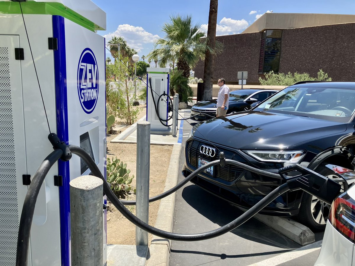 ZEVStation's tweet photo. @ZEVStation updates it’s ‘proof of concept’ site in downtown City of Palm Springs for LD &amp; MD. Brand new 120kw dual CCS charging, updated software (+ branding) EV charging with two Teslas (NACS), a Lucid and an Audi E-Tron. We charge them all! Also shown is ZEV Fleet trucks! https://t.co/YjfepCRvF4