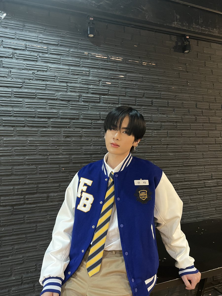 wabisabiTH's tweet photo. คิดถึงกันมั้ยครับ วันนี้ฝากให้กำลังใจกันเยอะๆเลยนะค้าบ❤️✨ https://t.co/jxgY6OUtHU