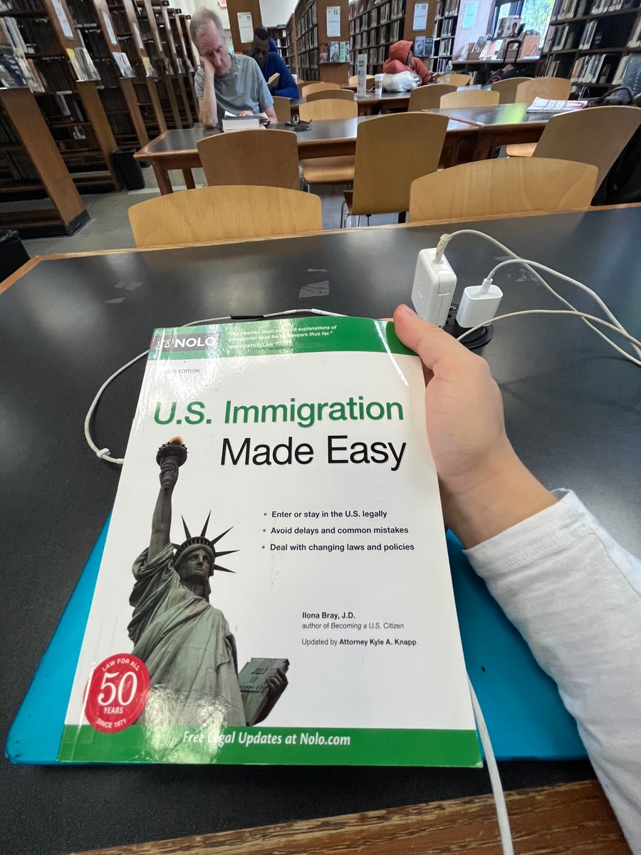 IMakhmudov's tweet photo. @NYCMayor @NYCCouncil NYC libraries hubs of community grwth and emprwnt. @BKLYNlibrary = language resources for ethnic minorities, safe place for kids and senior citizens, free legal aid 4 refugees. Don't bleed what breeds innovation, education, and connection. #NoCutsToLibraries https://t.co/pCgikCsjW2
