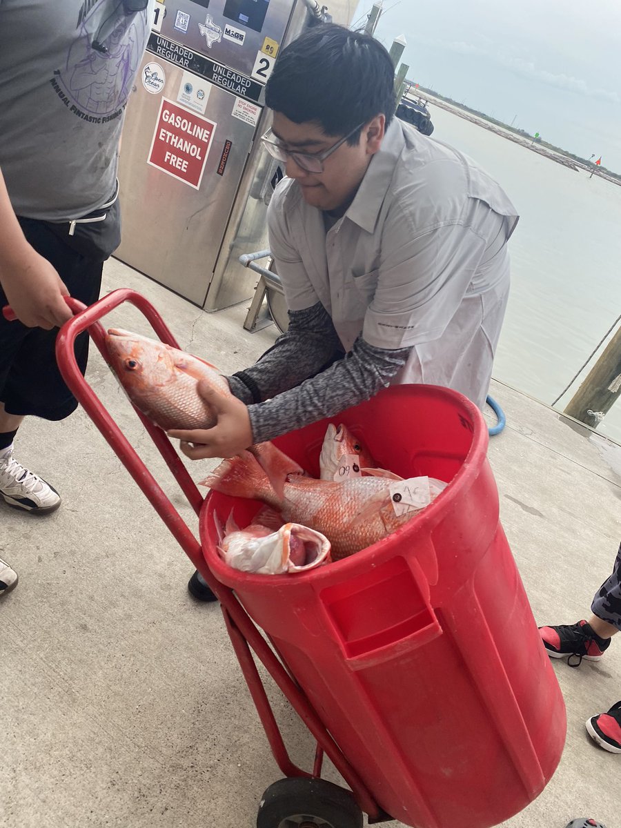 Egonzaleswarren's tweet photo. Special thanks to TSP for donating the shirts for our first annual deep sea fishing trip.  The kids had a blast! https://t.co/AAU5nijPgP