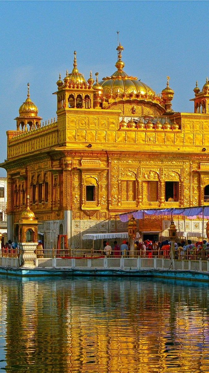 harpreetkaur010's tweet photo. ਮੈ ਨਿਰਗੁਣਿਆਰੇ ਕੋ ਗੁਣੁ ਨਾਹੀ ਆਪੇ ਤਰਸੁ ਪਇਓਈ ॥ https://t.co/0aSbYDzcac