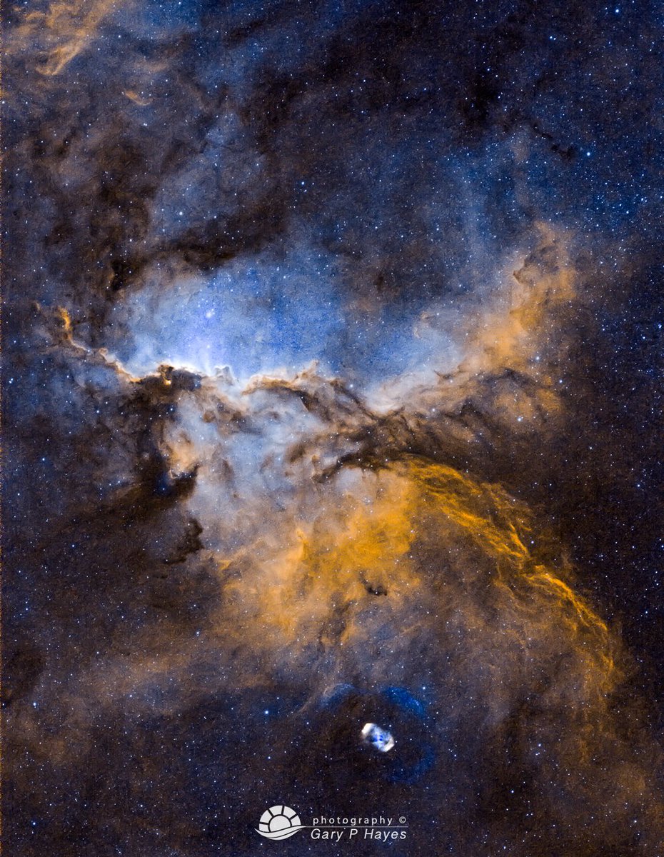 Optolong_filter's tweet photo. The beautiful Fighting Dragons of Ara (aka Rim Nebula), astrophotographer Gary P Hayes took four nights from his backyard in Mount Victoria.
17shots of 5min each
Founder Optics 86mm with 2"#Optolong L-eXtreme narrowband #filter
#Zwo 183mcPro
#iOptron CEM26
Bortle:3.5 Blue Mtns AU https://t.co/xOhDzOzJhL