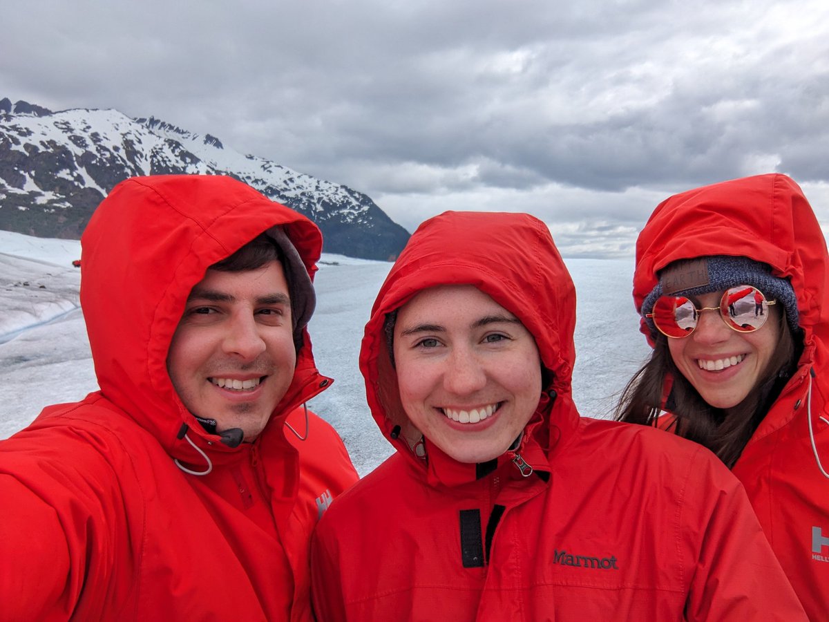 Alaska is pretty fucking cool.

(👀 <a href="/gypsypickle_/">carly 🥒</a>)