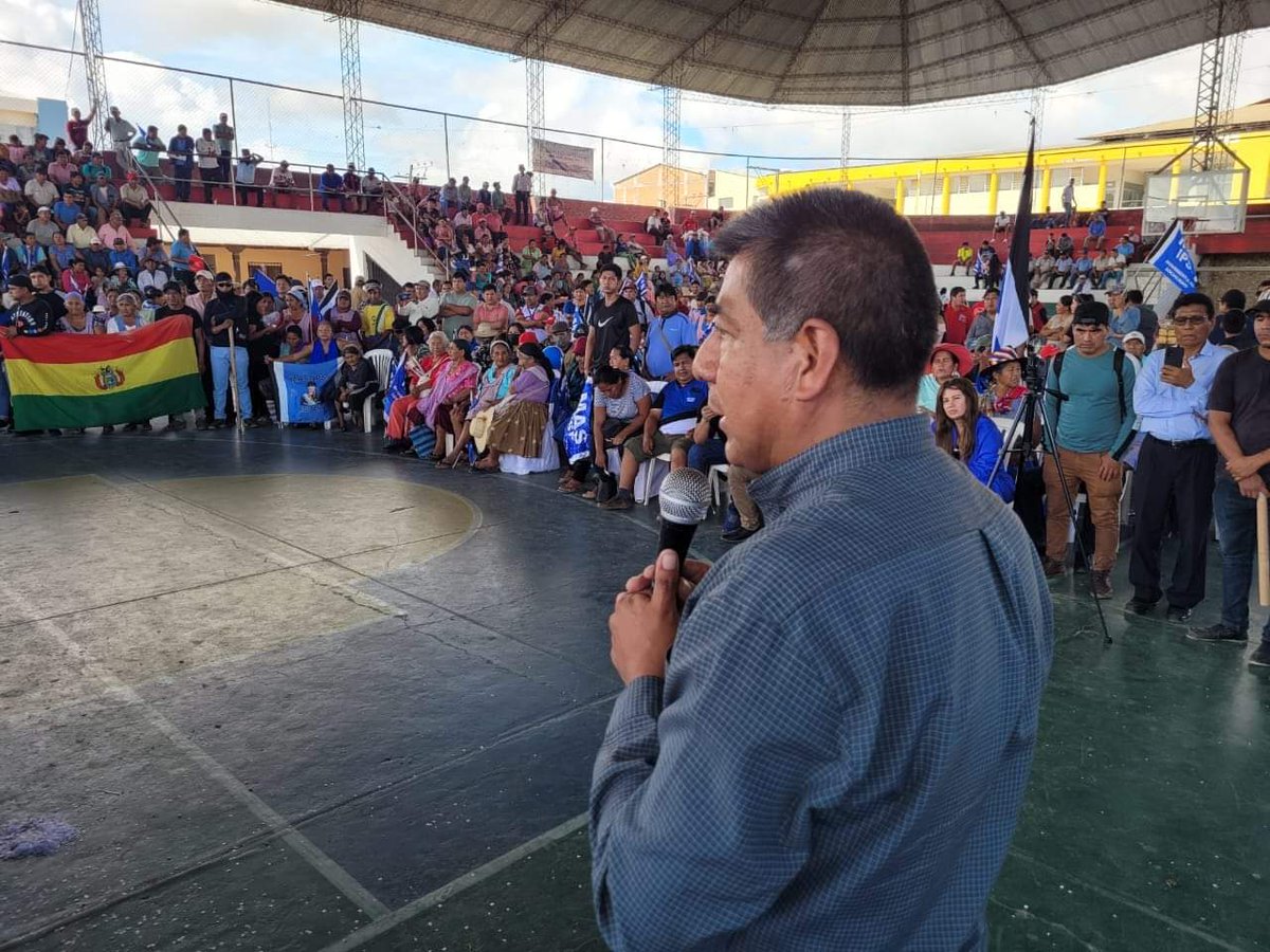 Yapacani Santa Cruz

La Historia nos revela nuestro camino y nuestro horizonte.
La memoria de nuestros ancestros es la fuerza para proyectar y resolver nuestra historia.

"La identidad es la base de nuestra Liberacion" 

Sarantaskakiñani!!!!