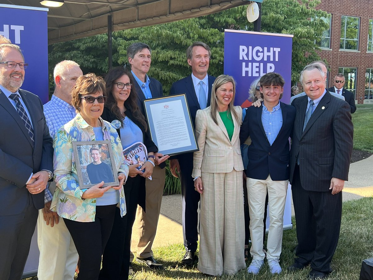 So proud to see Brody’s bill get signed today which will help prevent tragedies caused by bullying. lis.virginia.gov/cgi-bin/legp60… Thanks to <a href="/DelGlennDavis/">Glenn Davis</a> <a href="/GovernorVA/">Governor Glenn Youngkin</a> for supporting this bill and the Watson Family