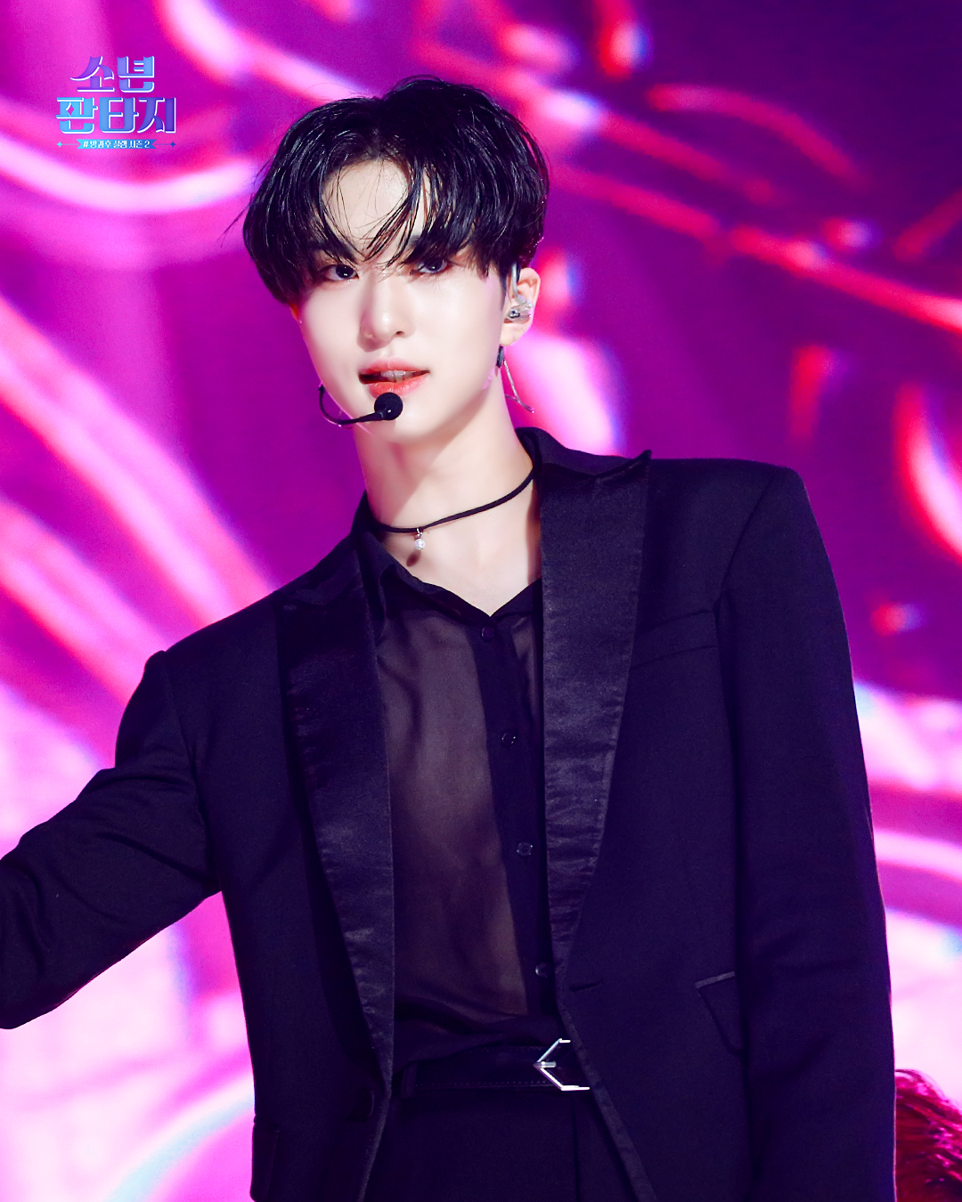 FANTASYBOYS 4CUT photo ヒョンテ Pin by むむ on 夢喰 | Neon