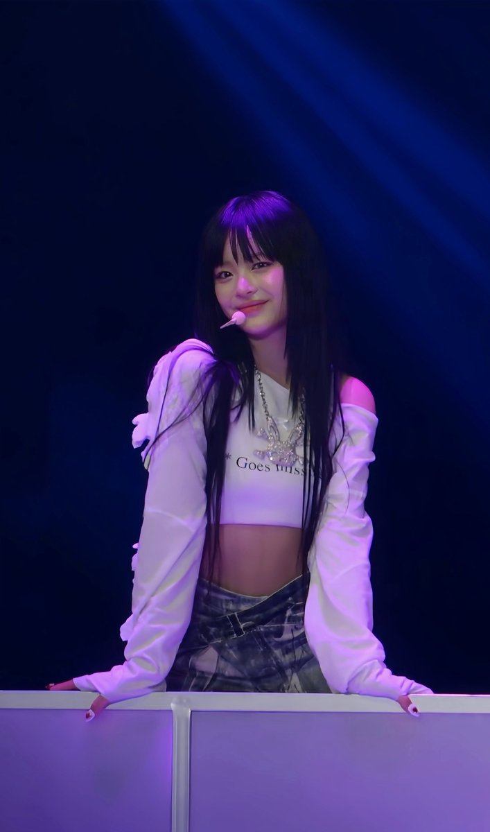 뉴진스 하니  🦦
She is dazzling. 🩵

#뉴진스 #하니 #팜하니 #ハニ
#newjeans #Hanni #PhamHanni