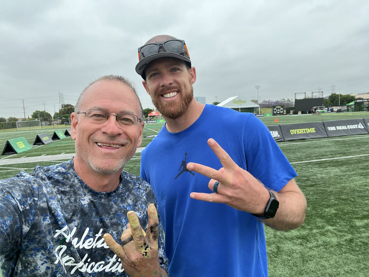 Brian Johnson (@bermuda419s) on Twitter photo In LA for a little paint job and bumped into <a href="/Taylor_Kelly10/">Taylor Kelly</a> One of my <a href="/ASUFootball/">Sun Devil Football</a> favorites #GoDevils In LA for a little paint job and bumped into <a href="/Taylor_Kelly10/">Taylor Kelly</a> One of my <a href="/ASUFootball/">Sun Devil Football</a> favorites #GoDevils