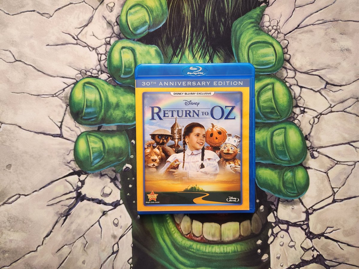 Return to Oz on #bluray. $1 flea market find. Disney Movie Club exclusive.  I can finally upgrade my #DVD!

#PhysicalMedia 
#WizardofOz
#ReturnToOz
#fleamarketfind