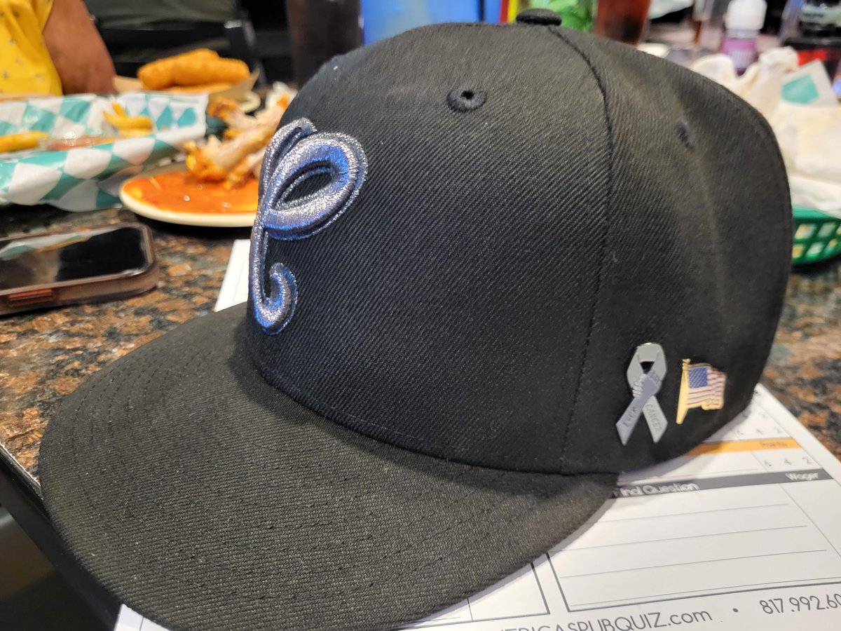 DyeMasterDiscs's tweet photo. Trivia+Baseball+wings= Yes!
#WhiteSox #SoxHatoftheDay for Game 69 (Nice!) is one of my personal favorites, the Gunsmoke by Anthem!
#PINdejos #GraysforWoodie #AmericasPubQuiz https://t.co/wRnMwxe3QP