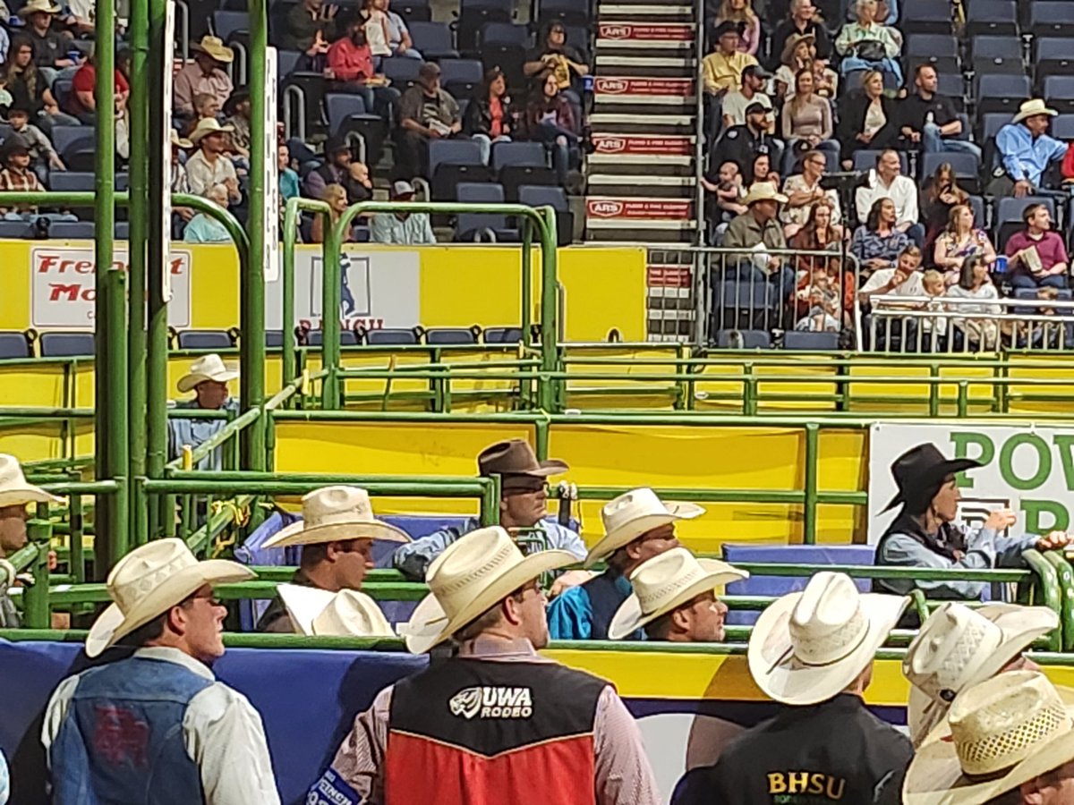 LCCCsports's tweet image. It's not just the athletes performing here in Casper this week. 

While Laramie County Community College Rodeo didn't have anyone in the performances tonight, coaches Seth Glause and Dean Finnerty were still at work. 

Shoutout to two of the best in the business!

#BeGolden #CNFR