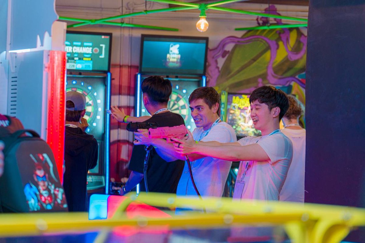 the Pit 🕳️ tweet media