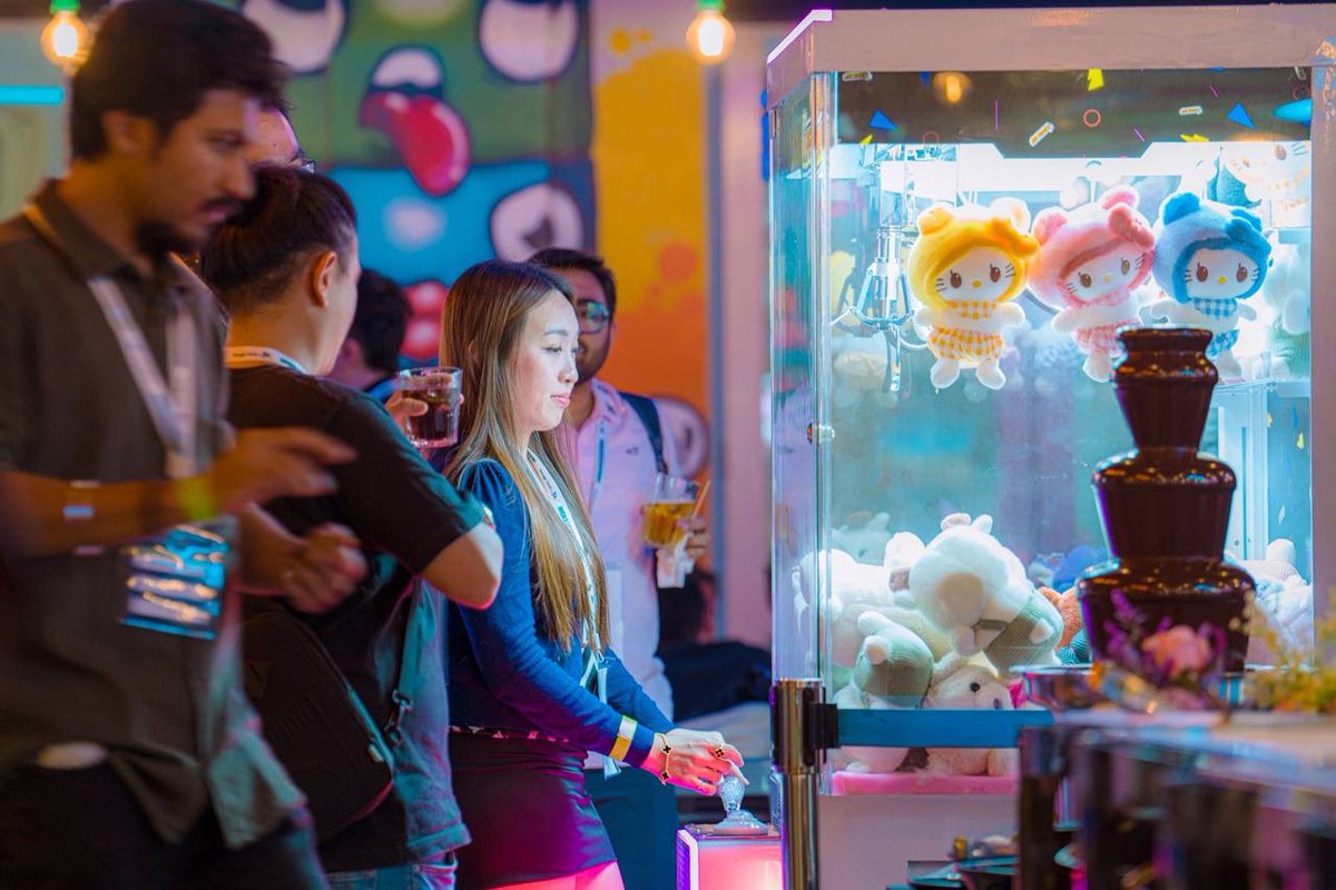 the Pit 🕳️ tweet media