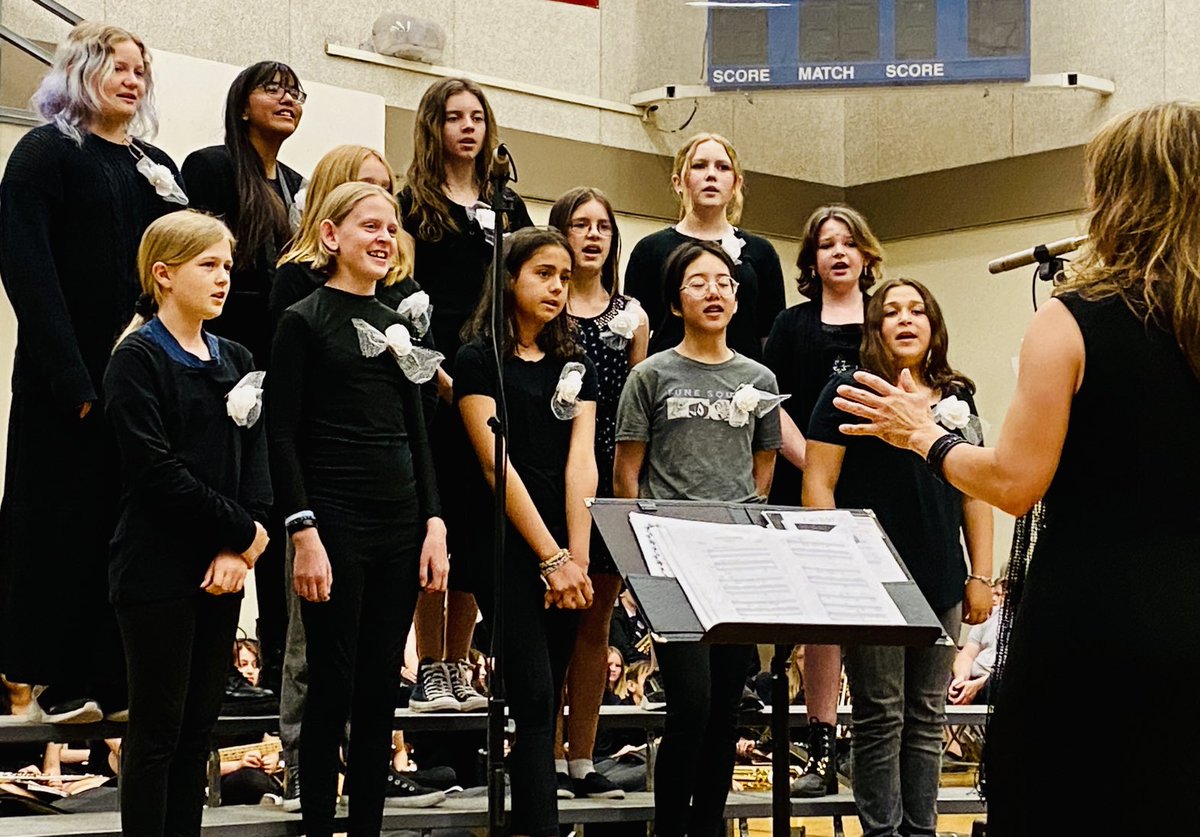 Thank you to our CNB choir students and to Mrs. Caruso for the outstanding songs performed at tonight’s band/music concert 🎶 ⁦<a href="/SD23News/">Central Okanagan Public Schools</a>⁩