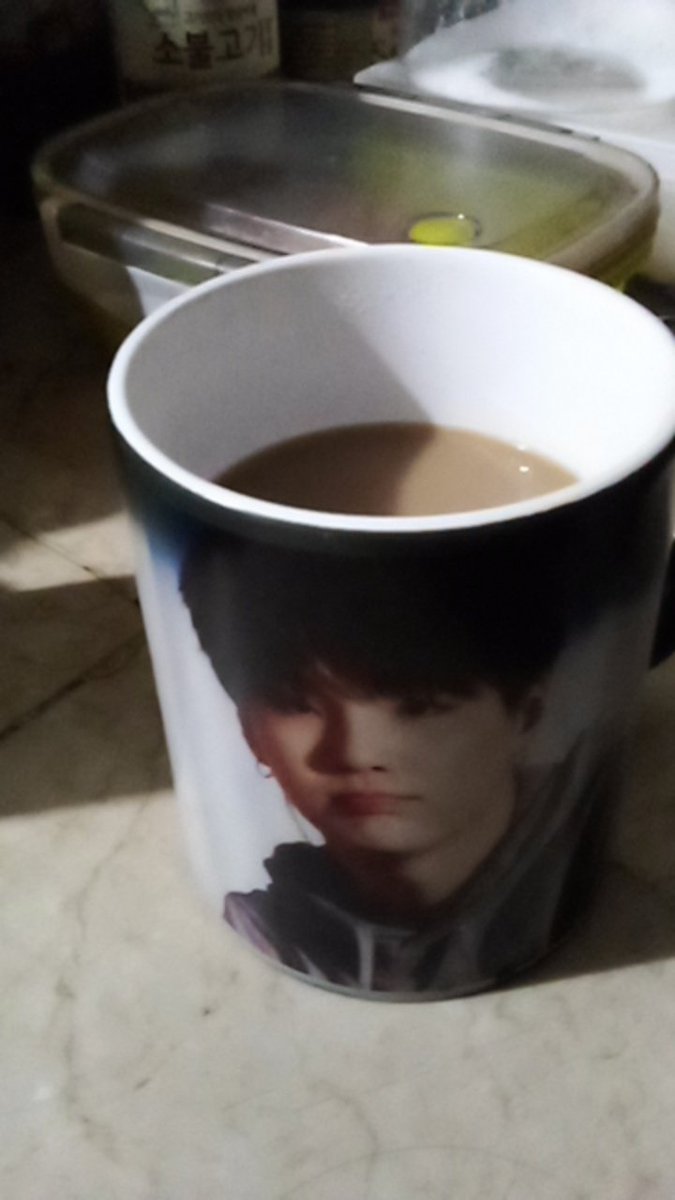 5071ra's tweet photo. Kape tayo guys with my loves YOONGI https://t.co/IDxo5KjQI1