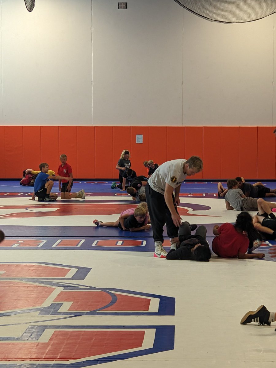 warriorscwrestl's tweet photo. Day #1 - Warrior Tough Wrestling Camp in the books! 
Great Day of wrestling with @nelson_brands
80+ 1st graders - 12th graders!
Ready for Day #2 tomorrow!
#attitudeofgratitude #sharper https://t.co/6JSP8lKxDM