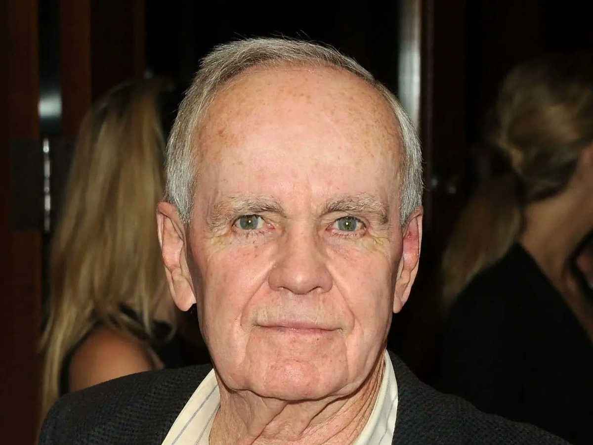 TheSportsZone__'s tweet photo. barstoolsports: Cormac McCarthy, One Of The Greatest American Authors, Has Passed Away https://t.co/XU3vrtHQul https://t.co/uRy6OWUWNa