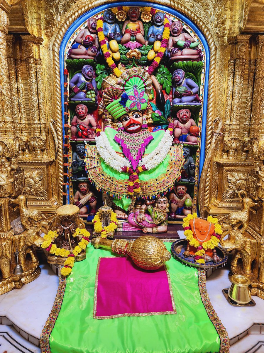 Darshan : 15-06-2023
Hello Devotees
Jai Shri swaminarayan
Shringar Darshan of Shri kashtbhanjandev hanumanji Maharaj Salangpur dham.
salangpurhanumanji.org
#hinduism #festival #hindu