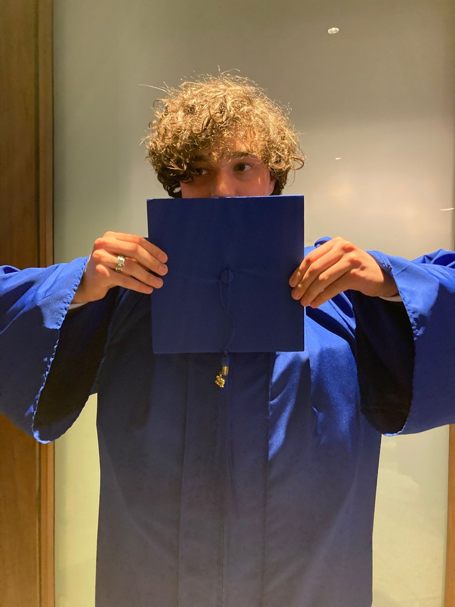 No longer the "high school candidate" - you can call me Grad Gradford cuz I just got through high school #Meir4Mayor #TOpoli #TorontoMayor