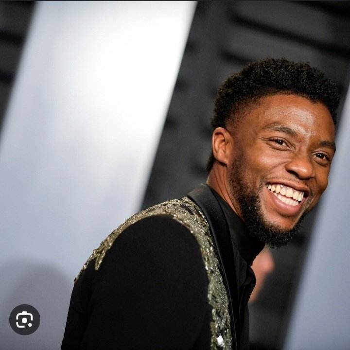 RT @VibinDailySTRAY: We're here for an honor of Chadwick Boseman death you want to say last words for Chadwick https://t.co/JIj8dfvufT