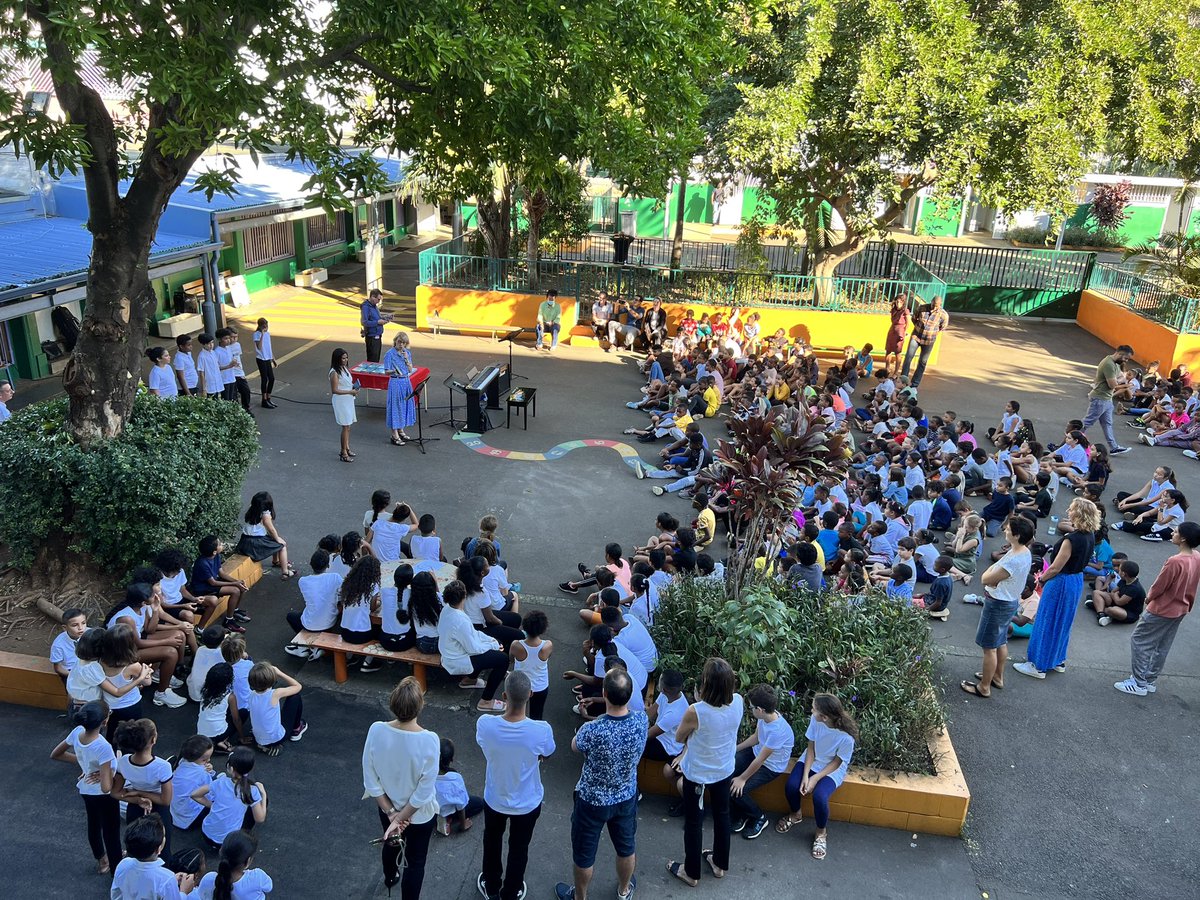 Académie de La Réunion tweet media