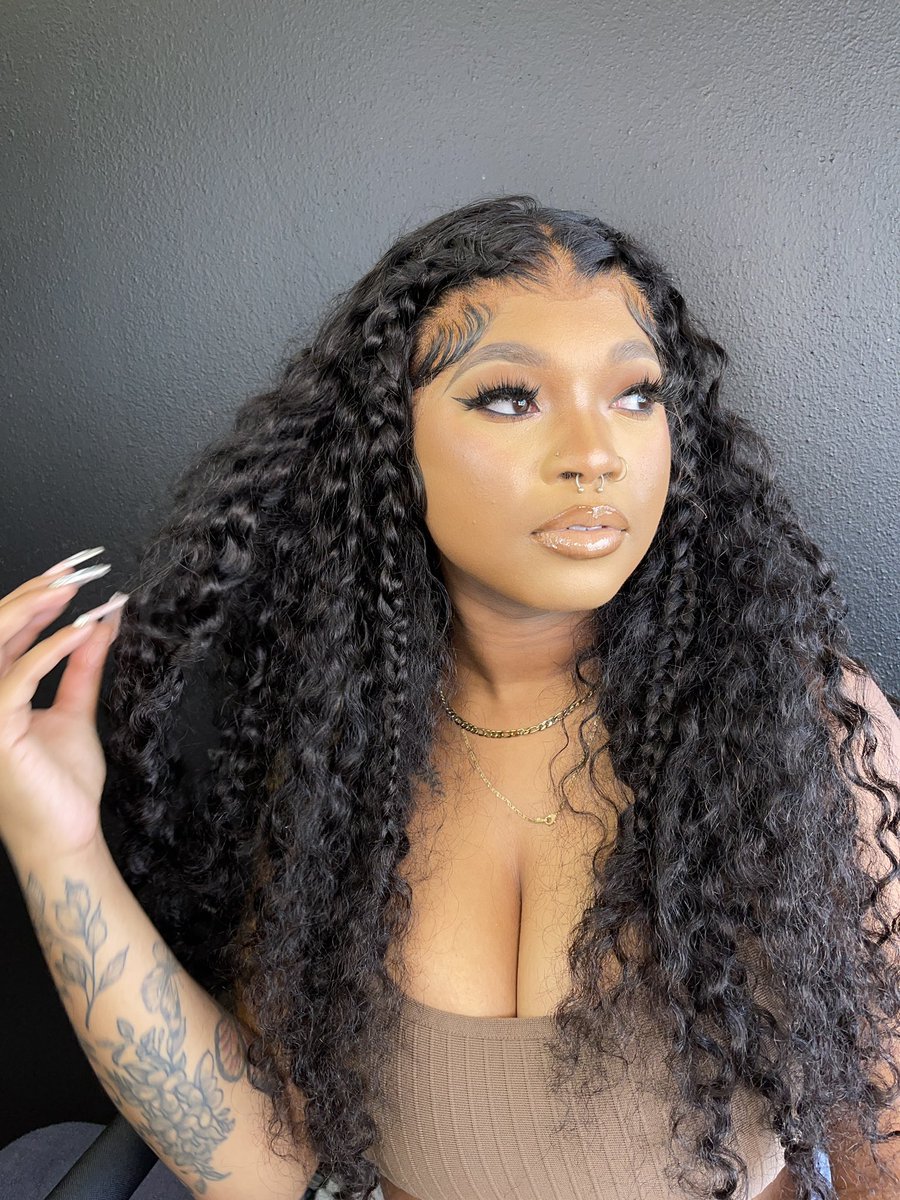 lona_thapusha's tweet photo. No filter no edits π₯΅ I really looove what I do like omgeee ππ©π½βπ¨ #blendedxlona #htxmua #houstonmakeupartists #houstonhairstylist #houstonlashes #chicagomuas #miamimuas #atlantamakeupartist
Follow my IG: @blendedxlona https://t.co/uHScxPAPja