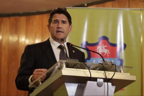 Carlos Ruiz tweet media