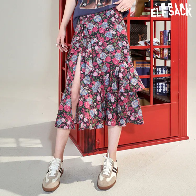 FashionOshi's tweet image. ELFSACKのロマンチックシリーズがSALE中🎁
ピンクの花柄スカートは スリットがセクシーで きれいめにもカジュアルにも着こなせるよ💕
韓国ファッションで個性を出そう😍

#ELFSACK #韓国ファッション 

a.r10.to/hNdp3j