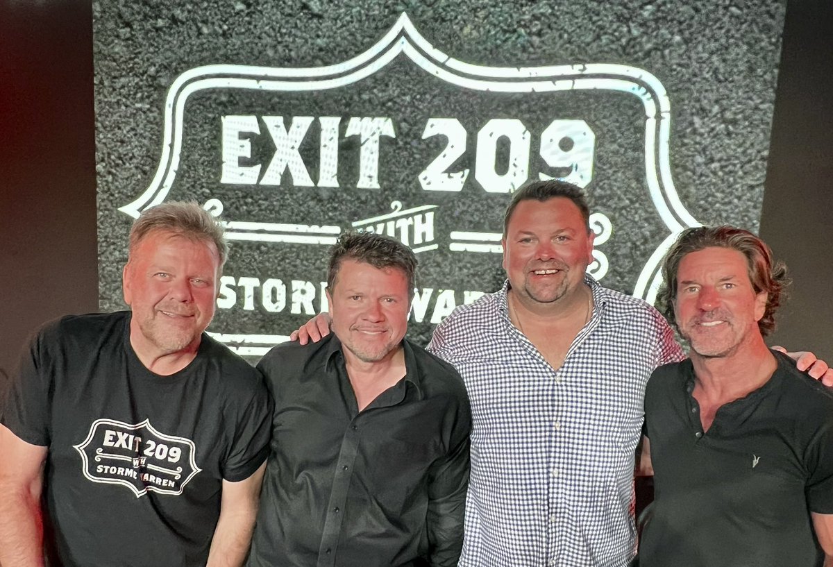 storme warren tweet media