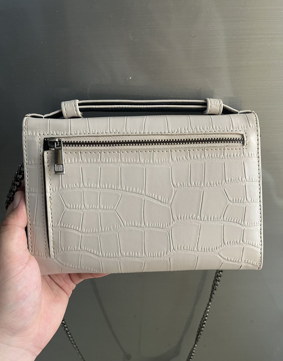 mewmilkkk1's tweet photo. ❗️ส่งต่อ 450฿ ค่า❗️ (ซื้อมา850฿)❗️
กระเป๋าแบรน Bester brand รุ่น Purse 
สภาพ95% มีตำหนิเล็กๆนิดหน่อยค่า
Dmขอดูเพิ่มเติมก่อนได้ค่า🙇🏻‍♀️
*รอบมอนอ นัดรับได้*
#besterbrand #besterbag #ส่งต่อกระเป๋ามือ2 #กระเป๋าแบรนด์ไอจี #ส่งต่อกระเป๋ามือสอง #ส่งต่อกระเป๋า #ส่งต่อbesterbrand #sos https://t.co/ySnkZUYUKG