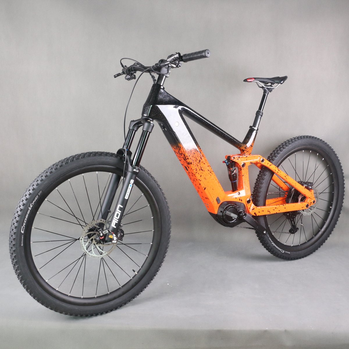 SeraphRose5's tweet photo. 29er Suspension Electric Mountain Bike Complete Bike E69 Shimano M8100 groupsets
#bike #mountainbike #mtblife #bikelife #cyclinglife #bicycle #biker #bikes #cycling #electricbike #carbonbike #bikepron #bikepaint #painting #ridemtb #seraphbike #newbikeday #cyclelist https://t.co/dPVCC2cRvH