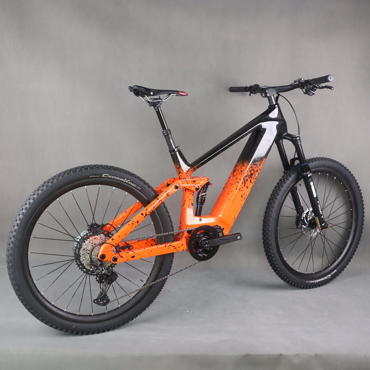 SeraphRose5's tweet photo. 29er Suspension Electric Mountain Bike Complete Bike E69 Shimano M8100 groupsets
#bike #mountainbike #mtblife #bikelife #cyclinglife #bicycle #biker #bikes #cycling #electricbike #carbonbike #bikepron #bikepaint #painting #ridemtb #seraphbike #newbikeday #cyclelist https://t.co/dPVCC2cRvH
