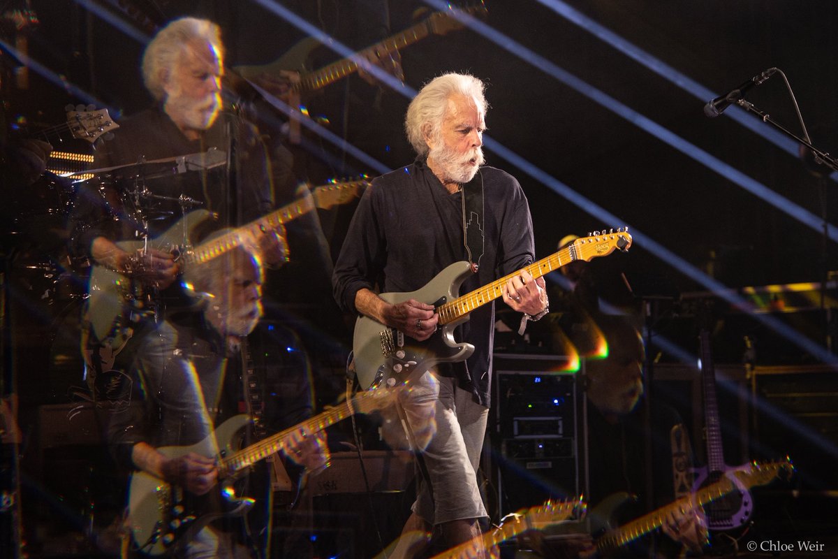Bobby Weir (@bobweir) on Twitter photo Cincinnati brought the energy! Thank you for a real good time.🌹⚡️
📸: Chloe Weir & <a href="/BoltofSunshine/">⚡️Bolt of Sunshine🌞📸</a> Cincinnati brought the energy! Thank you for a real good time.🌹⚡️
📸: Chloe Weir & <a href="/BoltofSunshine/">⚡️Bolt of Sunshine🌞📸</a>