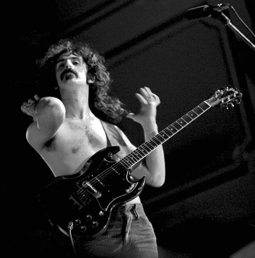 Frank Zappa in Hamburg 1971. Photo by Heinrich Klaffs.