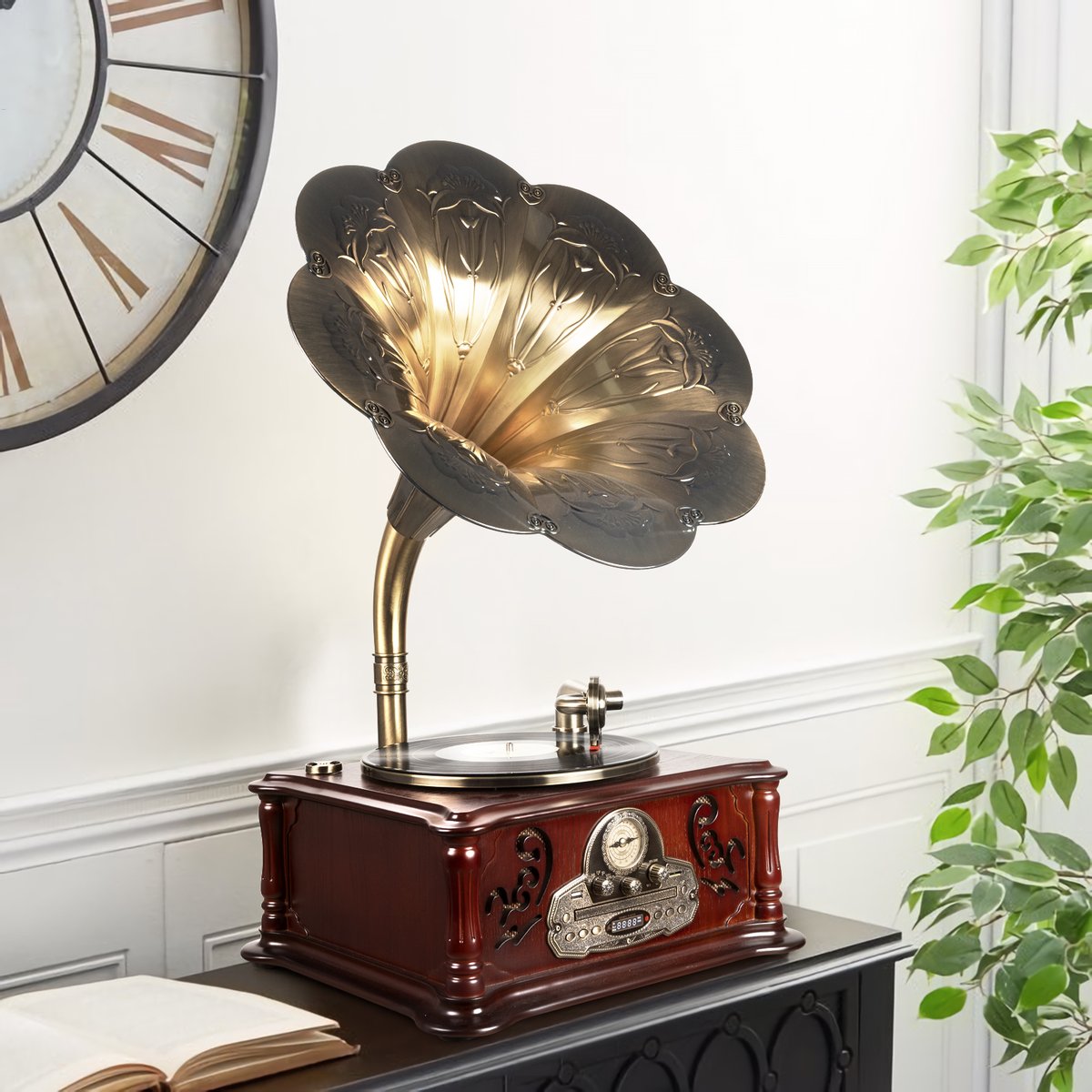 Check out our vintage gramophone selection for the very best in unique pieces from our website!🔥bit.ly/42LEkLo
.
.
#vintage #vinylrecords #vinyljunkie #vinylcollector #websites #musiclovers #uniquehome #uniquegifts #giftideas #FathersDay2023 #fathersdaygiftideas #dad