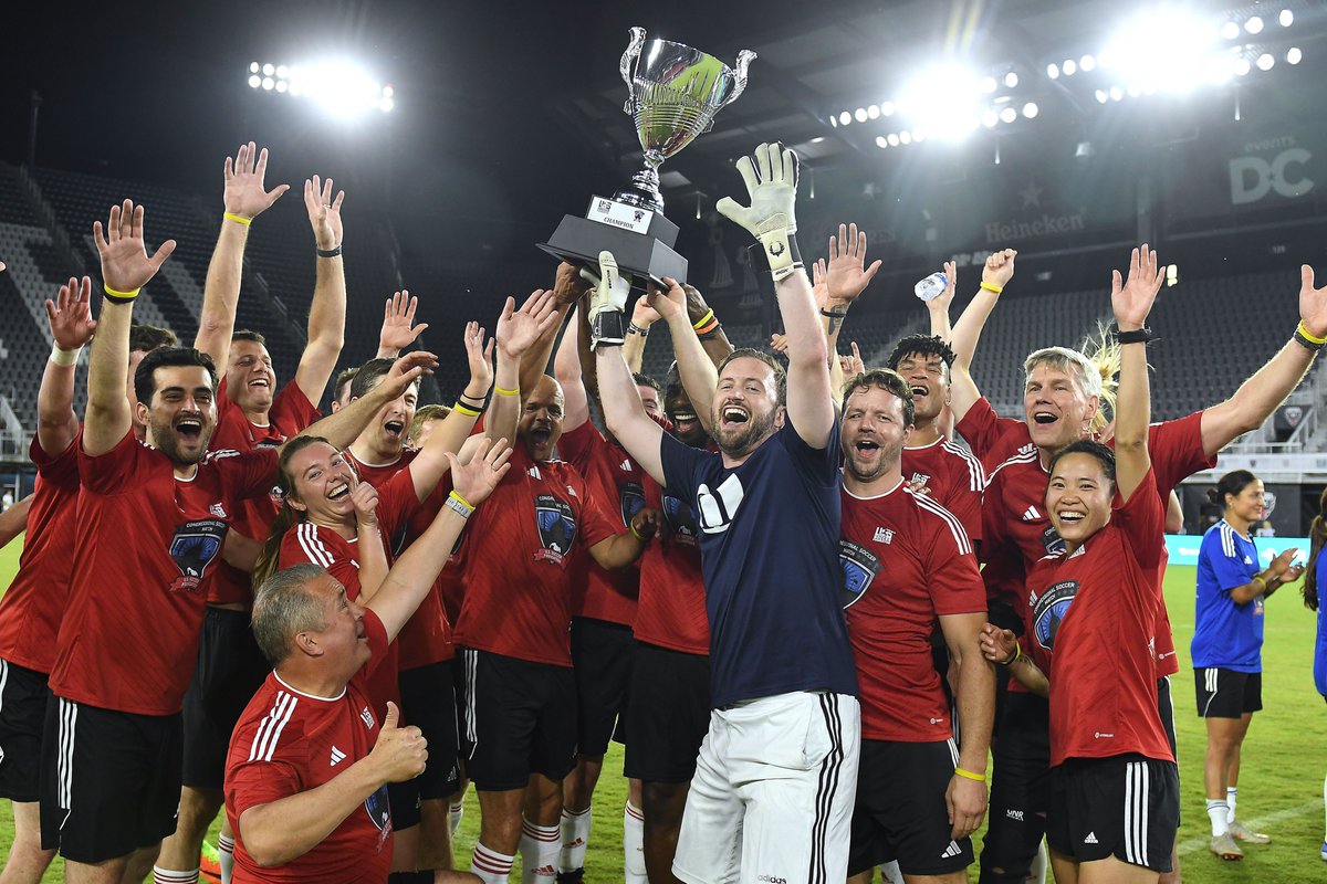 NaeimKhanjani's tweet image. Glad to represent @ElectoAnalytics at the 9th Annual #CongressionalSoccerMatch. From embassies to Congress, the field was full of unity and competition. Soccer's not just a game, it's a powerful force for change. Grateful to be part of this cause. Here's to soccer's growth in the…