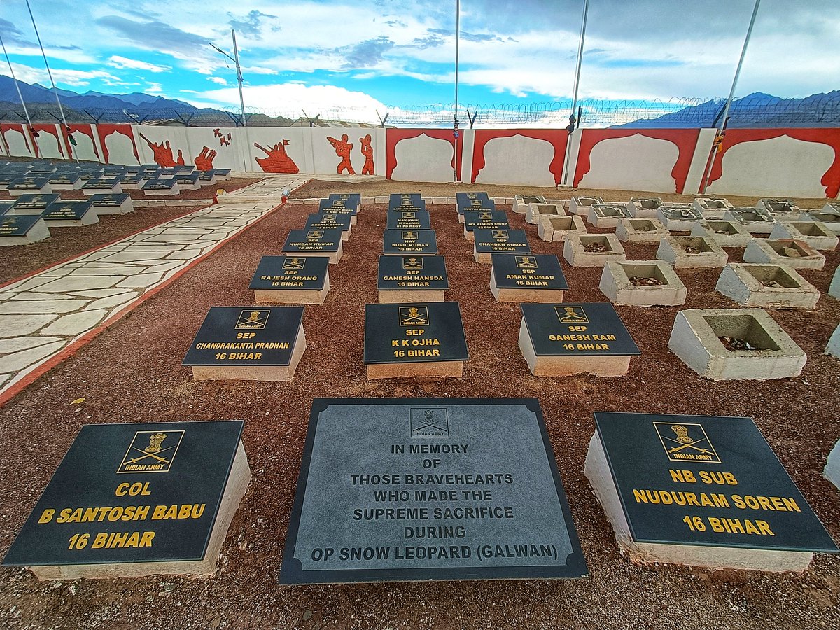'Never Forget, Never Forgive'

Remembering the supreme sacrifice of the Lions of Galwan at Shaurya Sthal

@NorthernComd_IA @Jaishree_7 @Anubakshi8 @37VManhas @LestWeForgetIN

#IndianArmy #galwan #bravehearts #Indian #ARMY #Ladakh #leh #warmemorial #shaurya #India #Tbt #Throwback